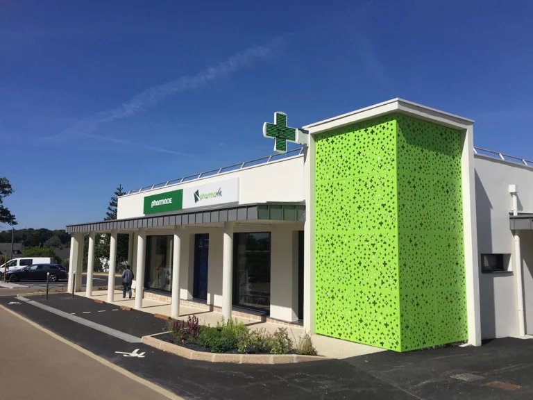 construction-maison-de-sante-avec-pharmacie-a-cleguerec