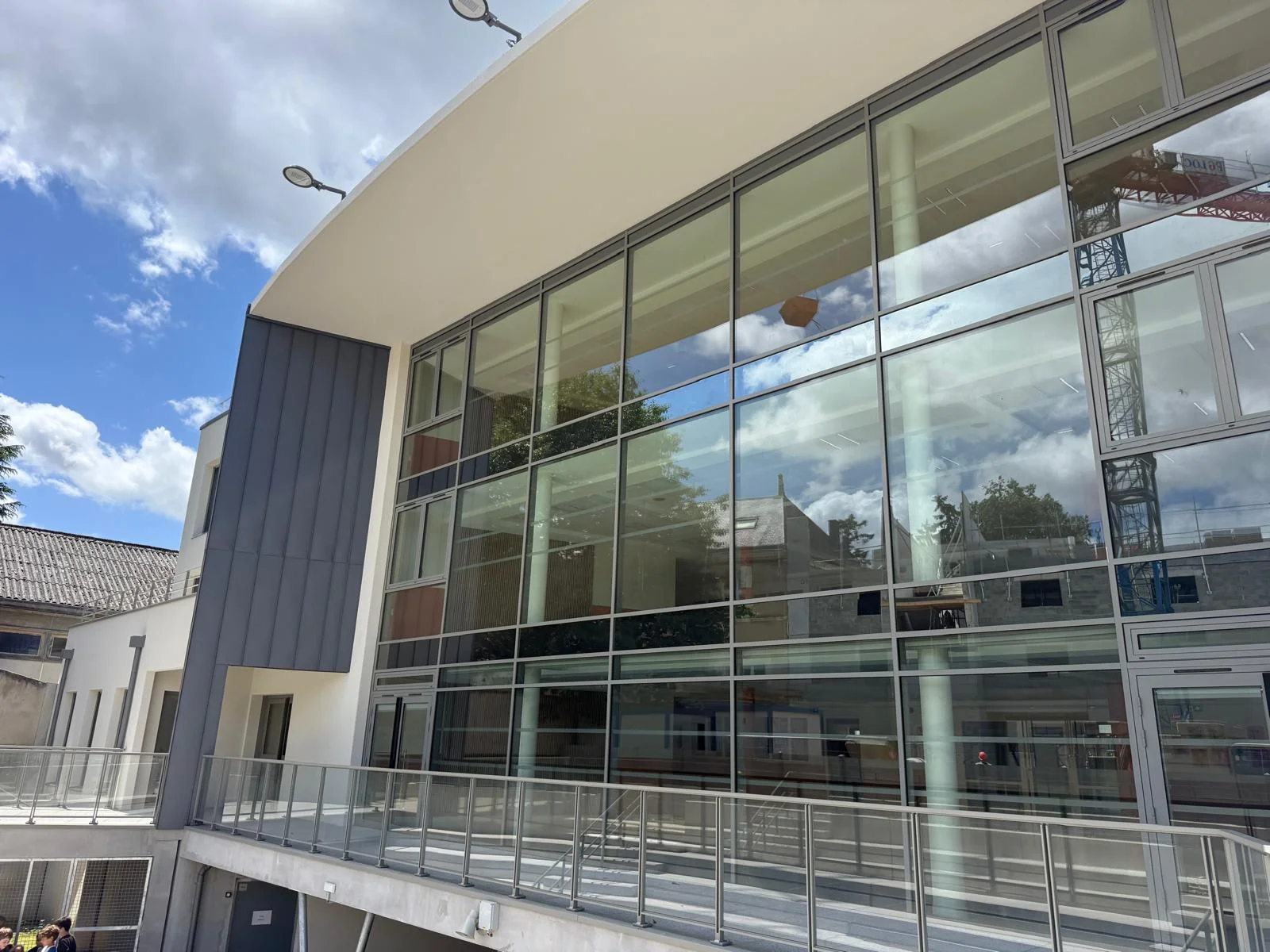 construction-ecole-immaculee-laval